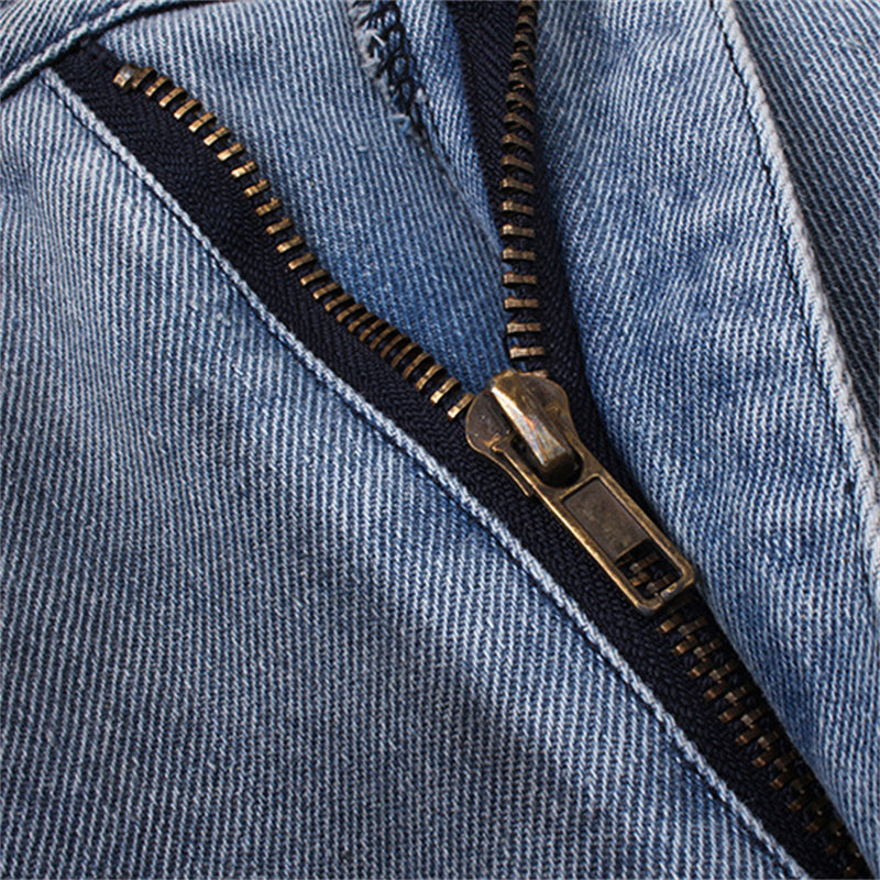 3D Zipper Pocket Blue Straight-Leg Jeans